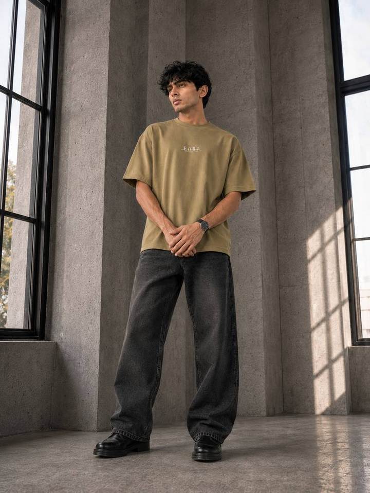 Oversized Tee in Beige Olive